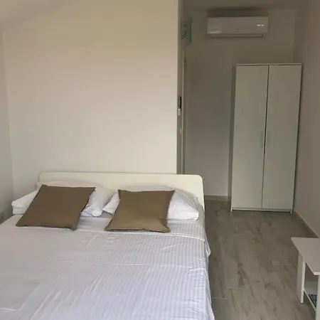 Davorka Bijelic 3*