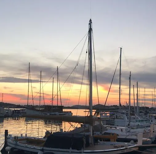 Davorka Bijelic 穆泰尔岛