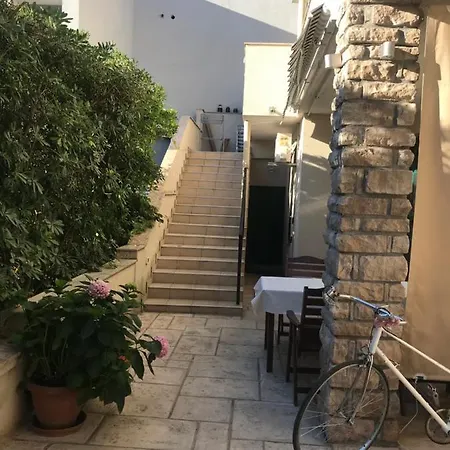 Pensión Davorka Bijelic 3*